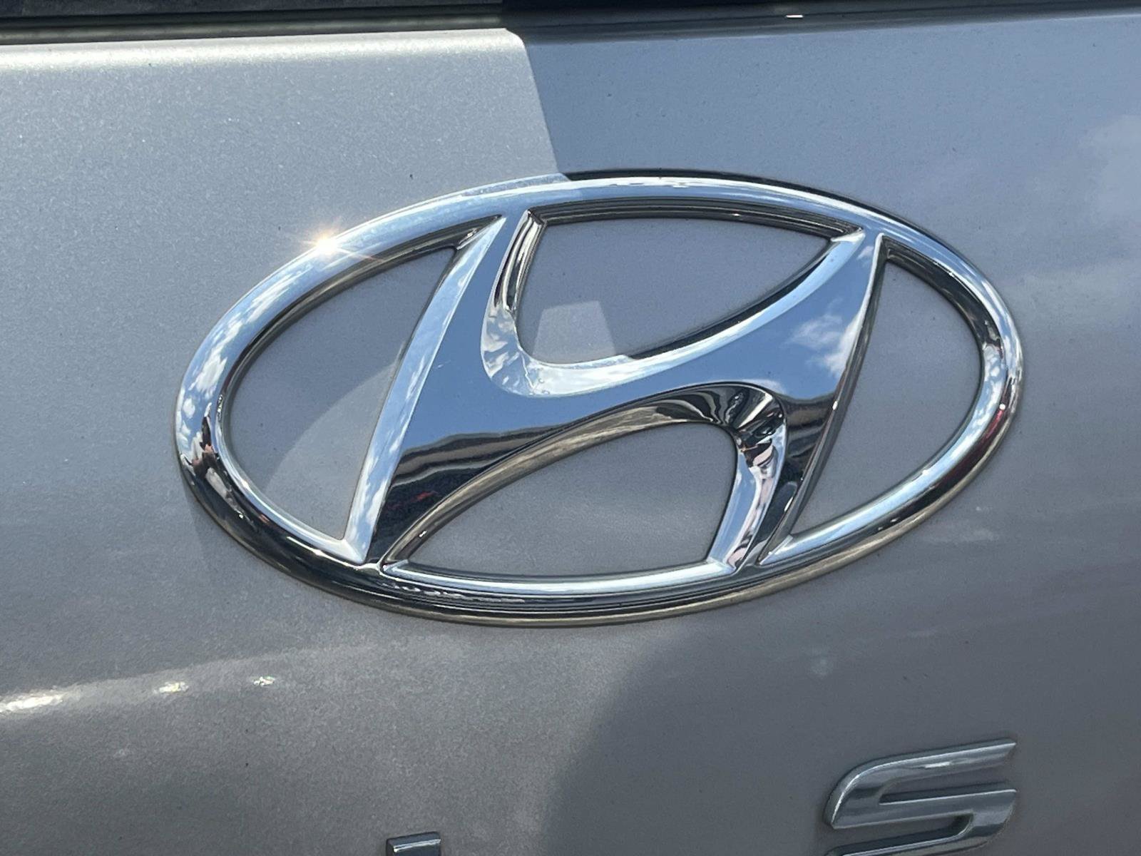 Used 2023 Typhoon Silver Hyundai SEL image 7