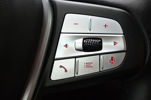 Used 2023 Black BMW xDrive30i image 21