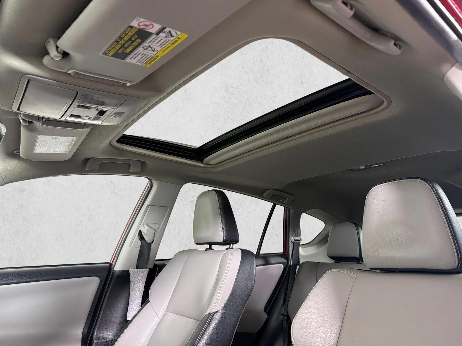 Used 2018 Ruby Flare Pearl Toyota Limited image 2