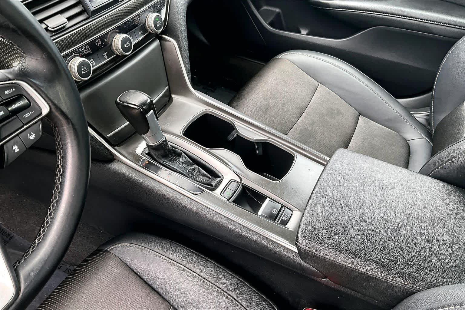 2020 Honda Accord Sport - Photo 17