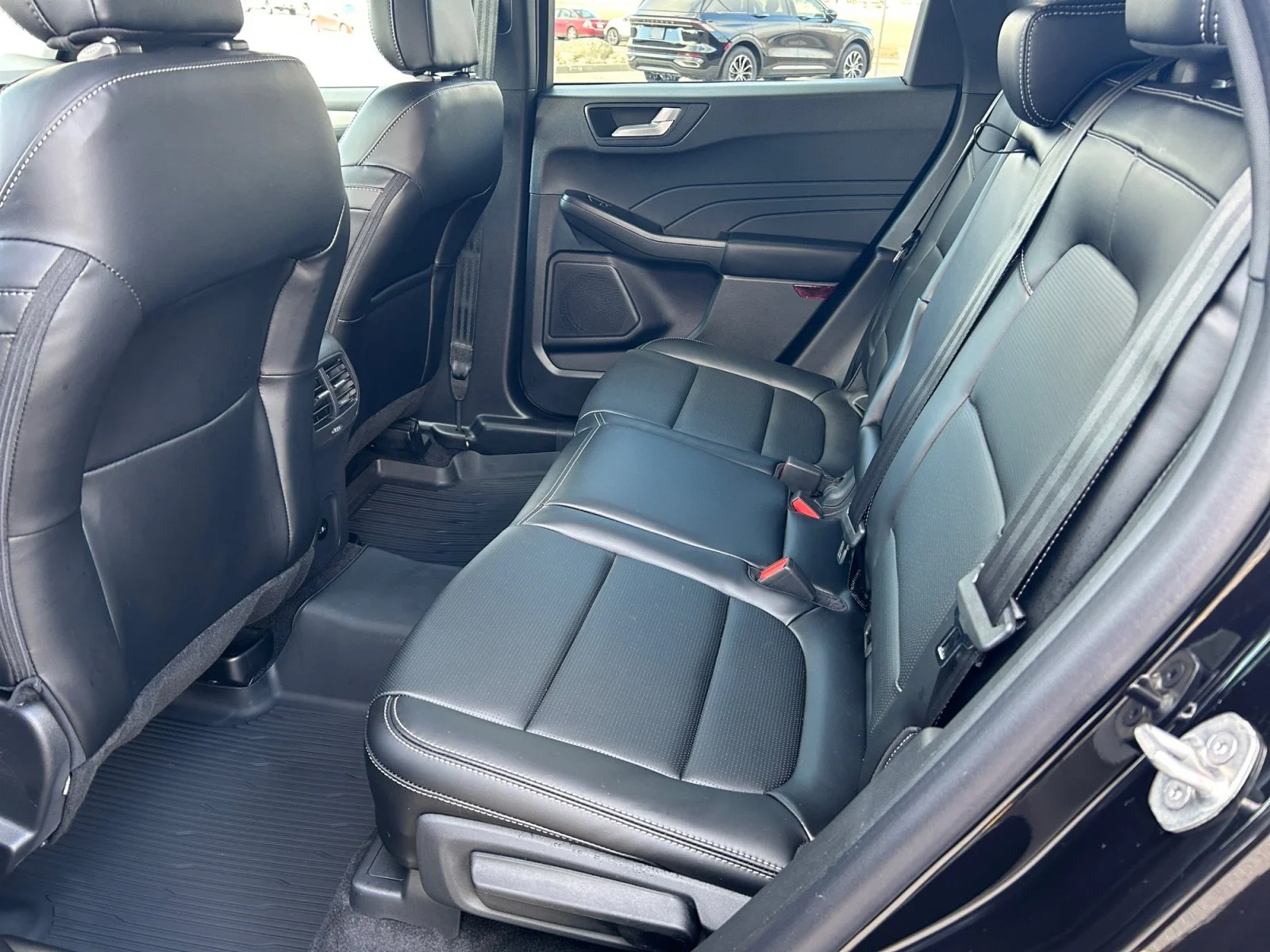 New 2026 Agate Black Metallic Ford Platinum image 18