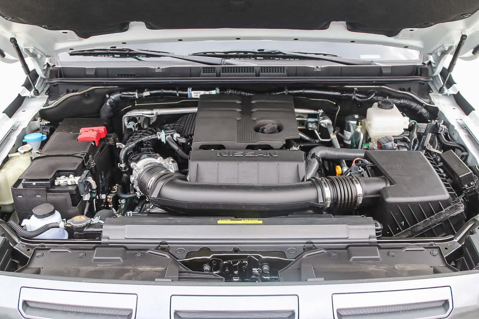 New 2025 Glacier White Nissan Crew Cab SV image 13