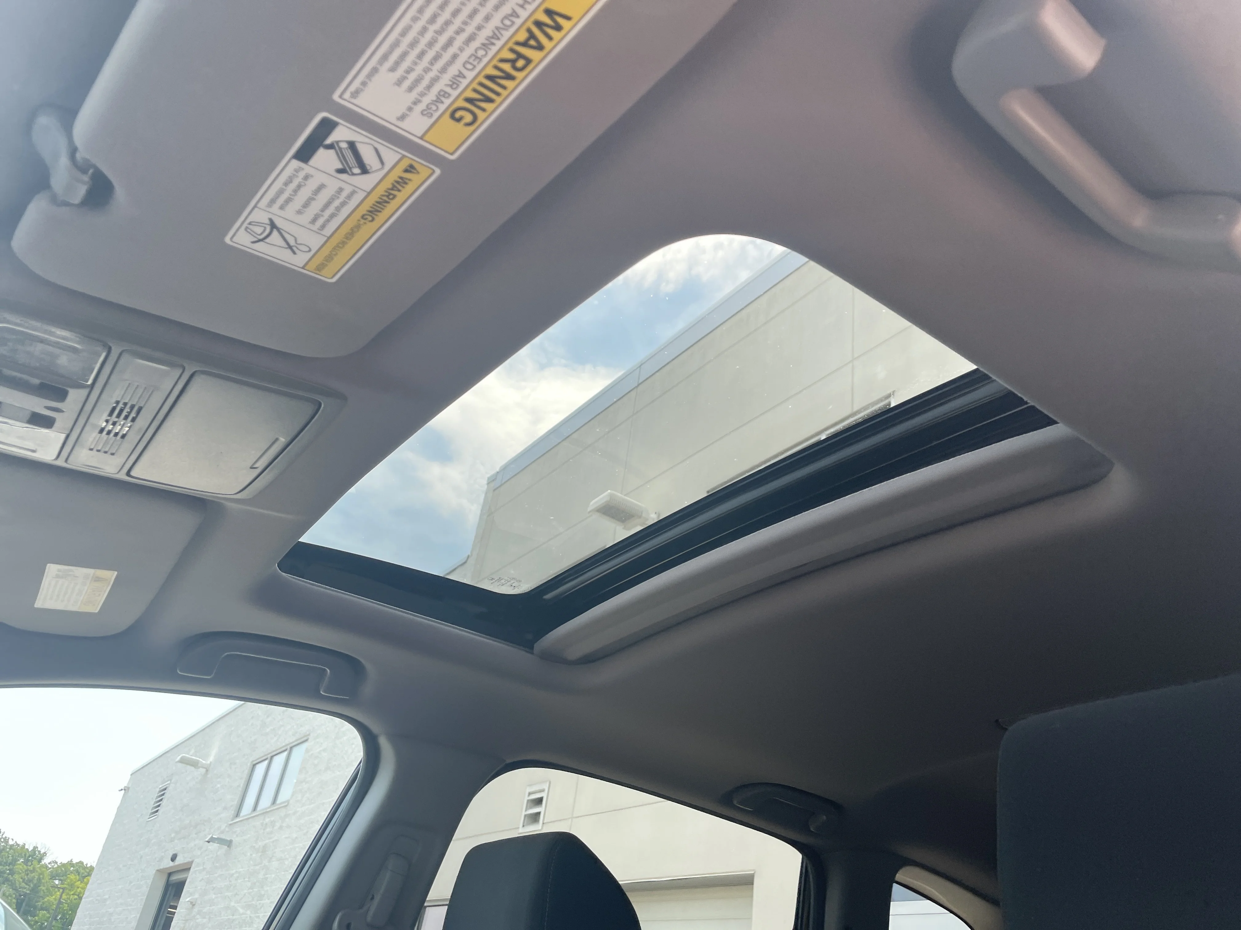 Certified Used 2018 Olive Honda EX image 29
