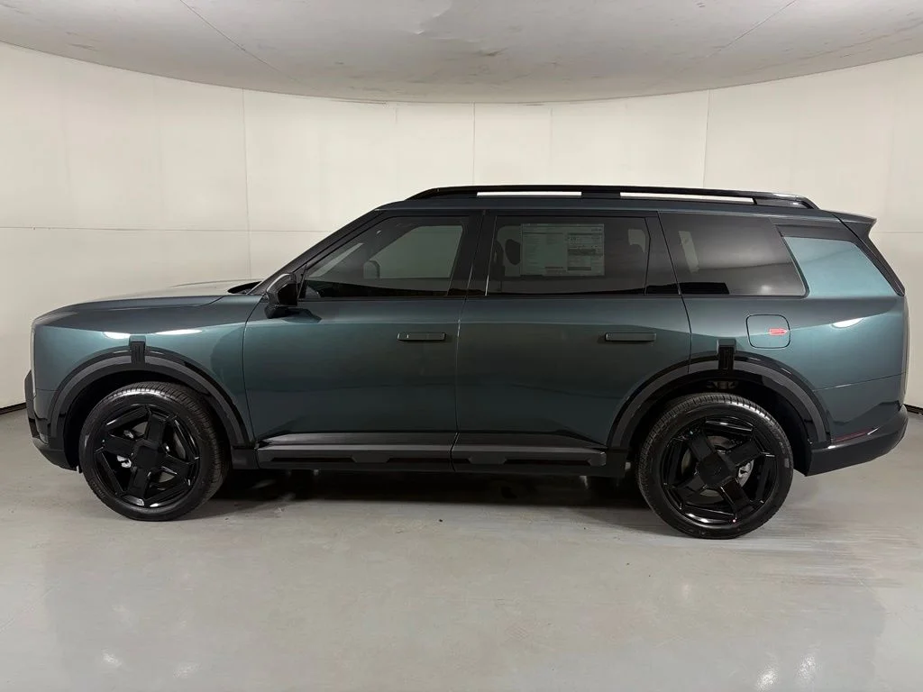 New 2027 Black Jade Green Kia X-Line EX image 6