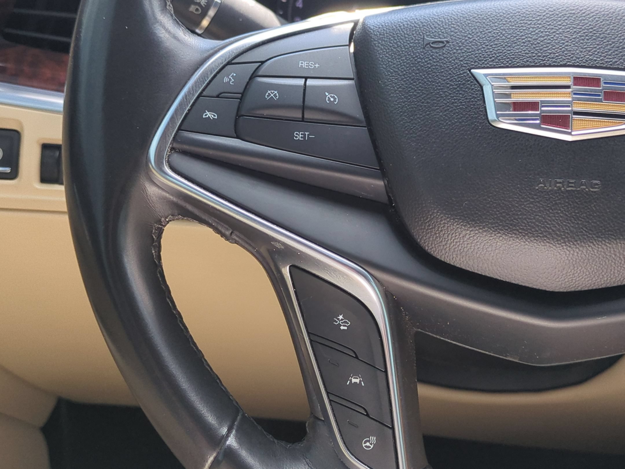 Used 2018 Stellar Black Metallic Cadillac Luxury FWD image 17