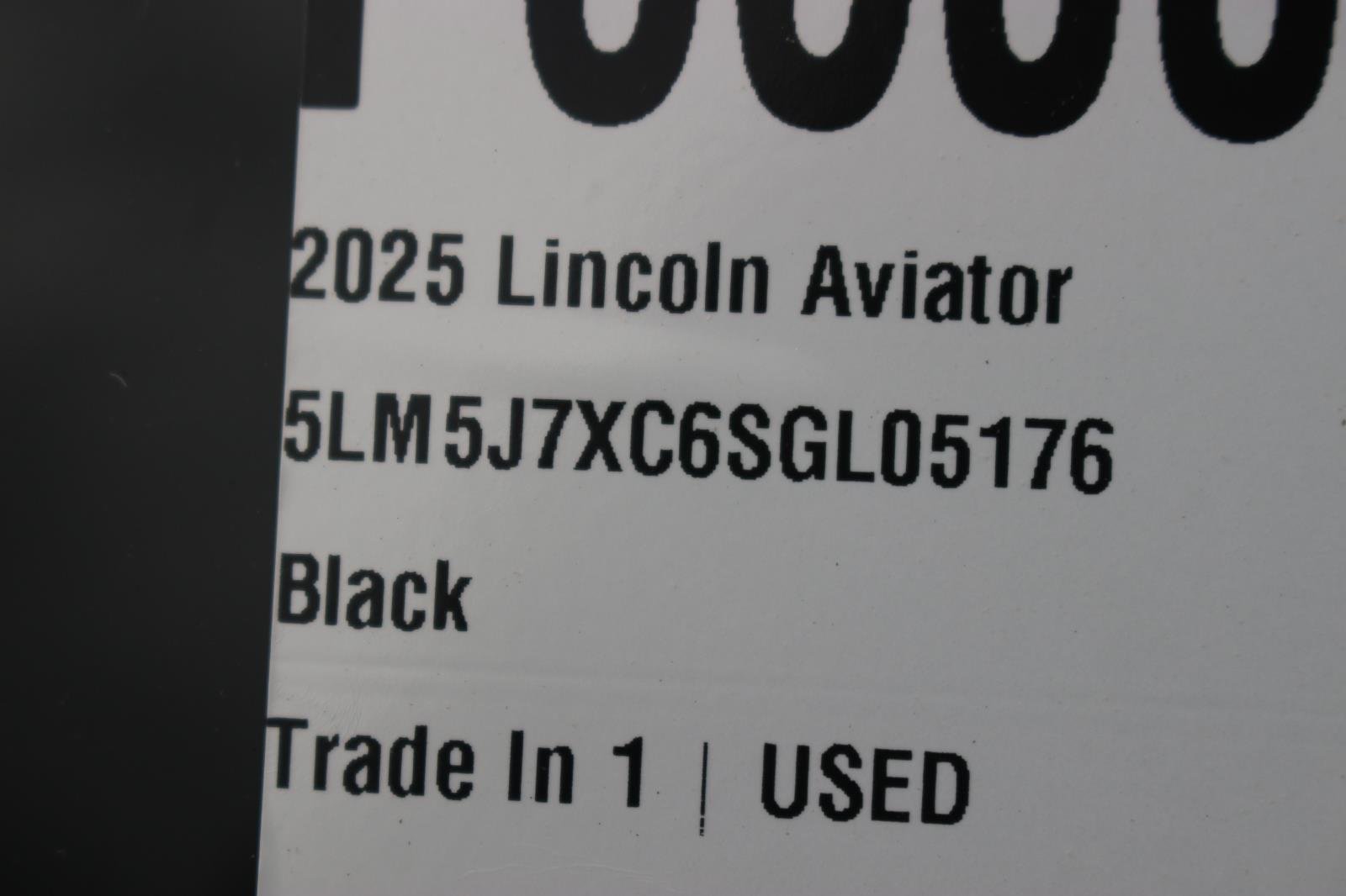 Used 2025 Infinite Black Metallic Clearcoat Lincoln Reserve image 41