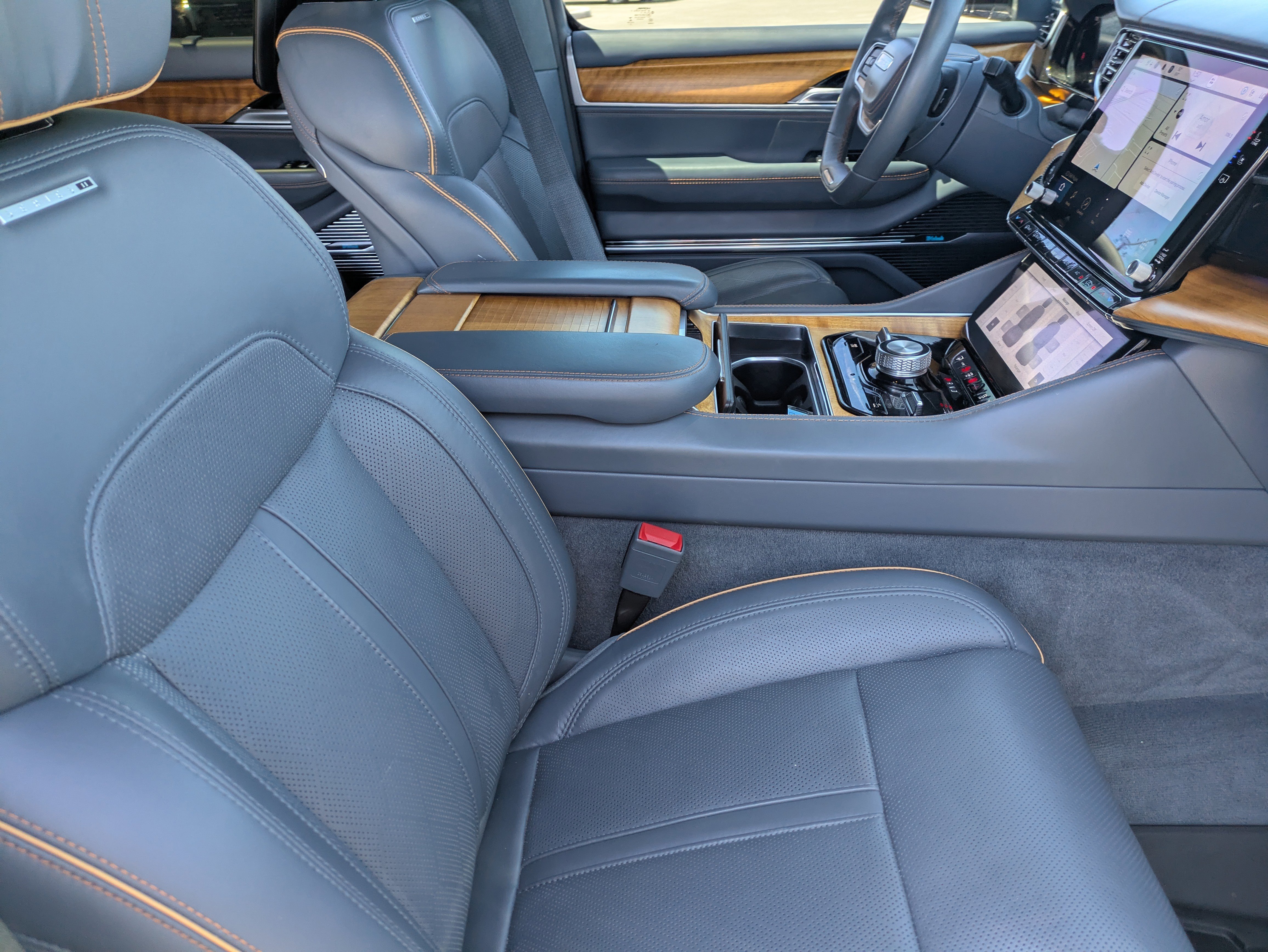 Used 2023 Baltic Gray Metallic Clearcoat Jeep Series II image 12