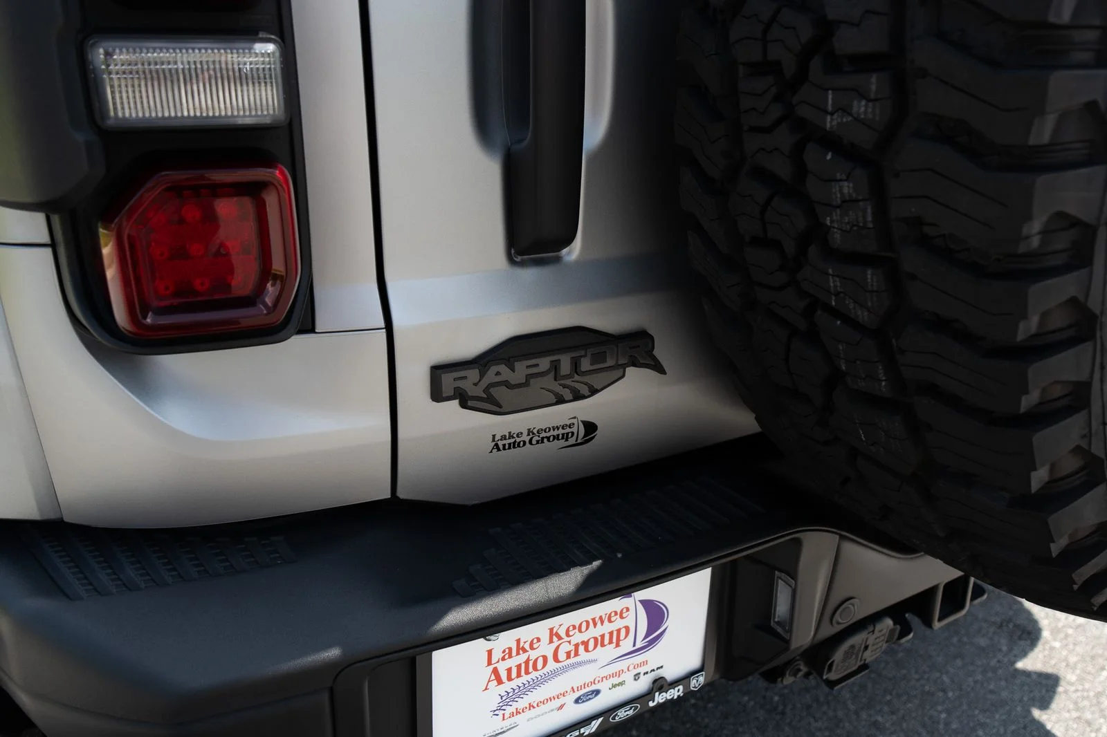 Used 2024 Silver Ford Raptor image 17