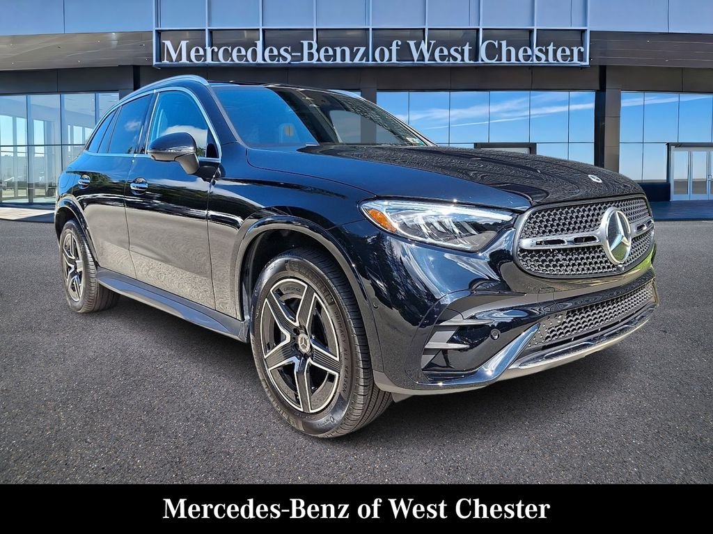 2026 Mercedes-Benz GLC 300 AWD 4MATIC® photo 1