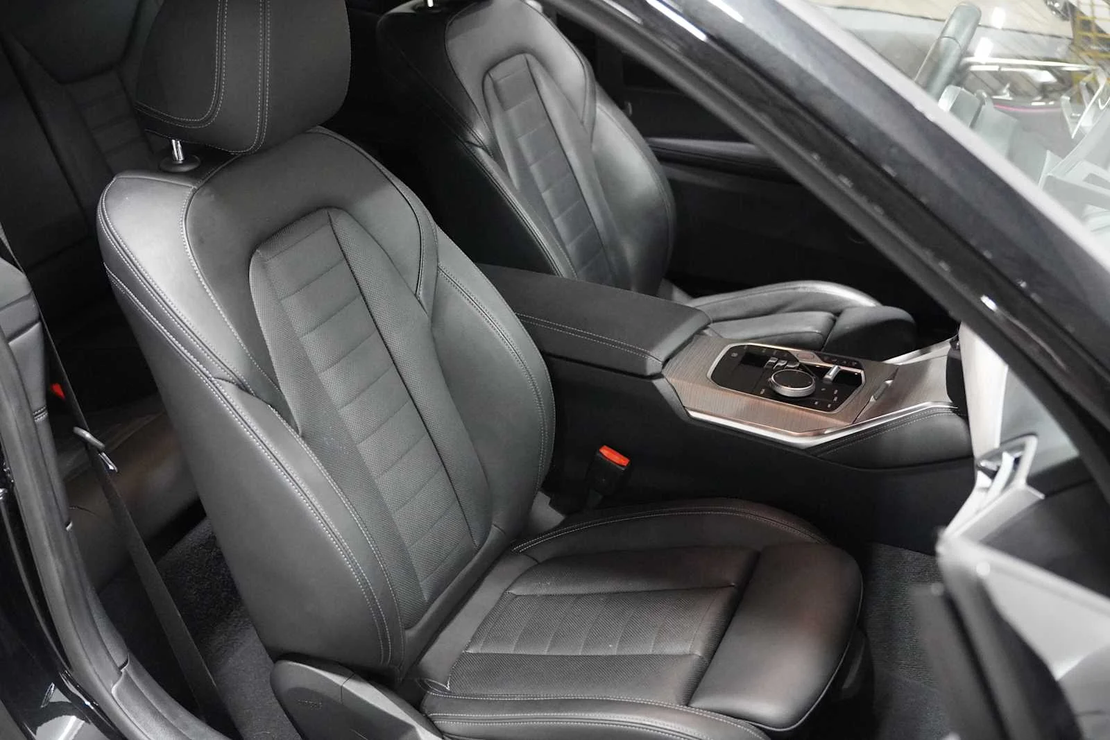 Used 2026 Black Sapphire Metallic BMW 430i image 11