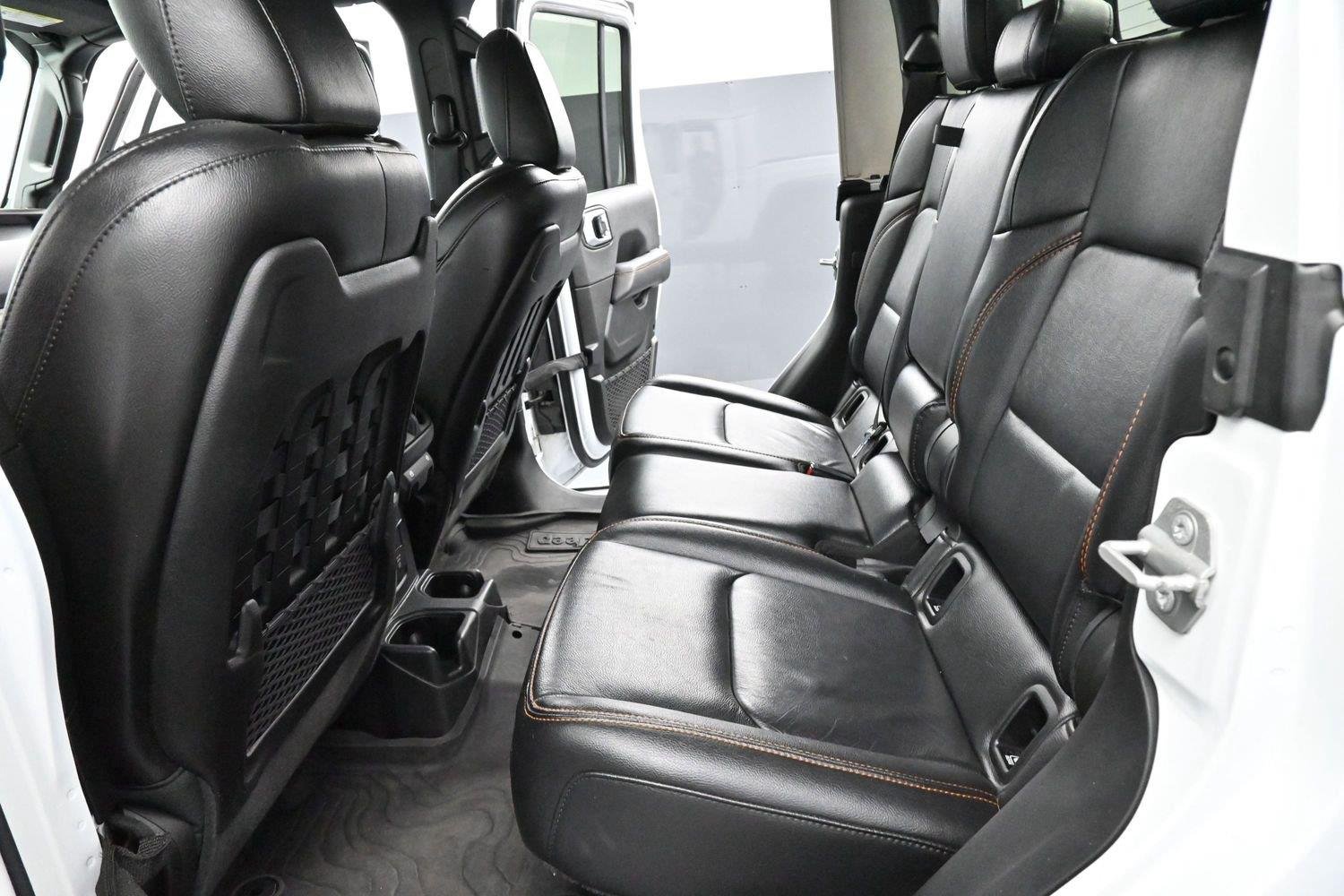 Used 2022 Bright White Clearcoat Jeep Mojave image 26