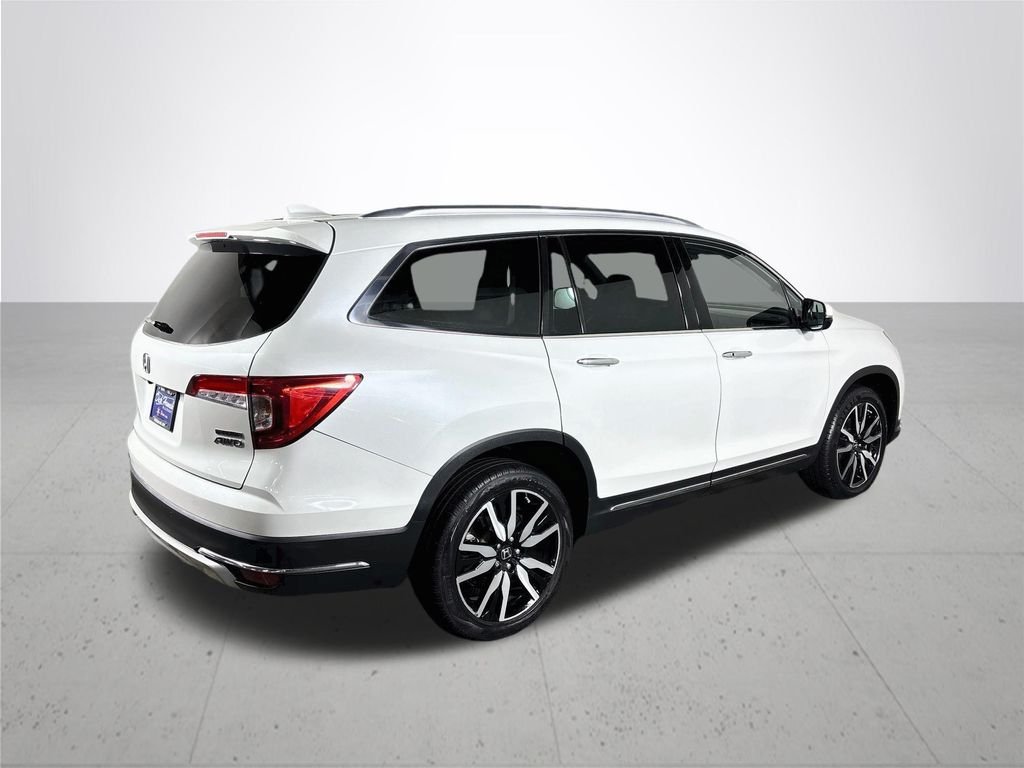 Used 2022 White Honda Touring image 6