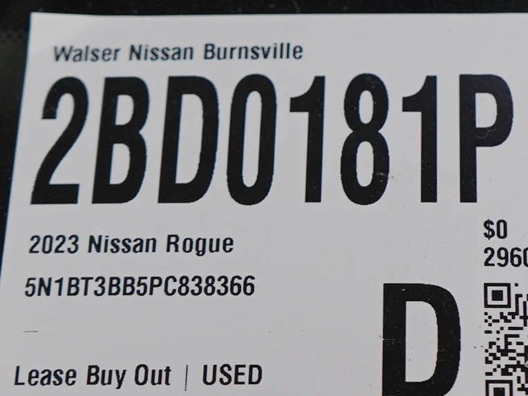 Used 2023 Pearl White Tricoat Nissan SV image 29