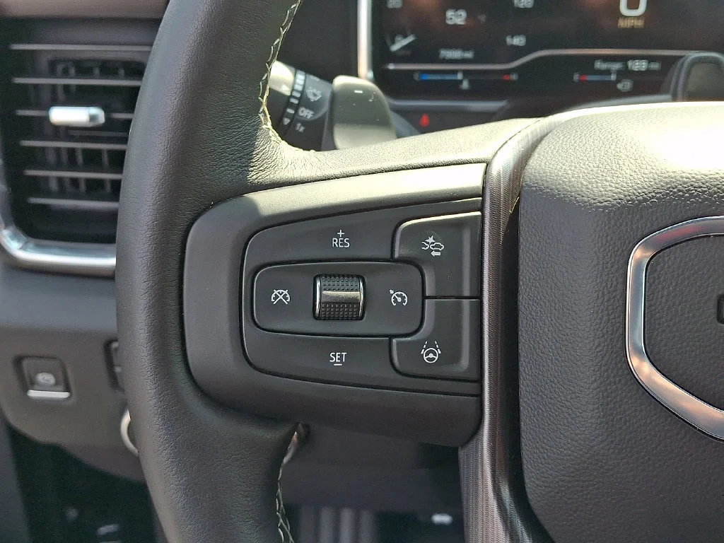 Used 2025 Onyx Black GMC Denali Ultimate image 26