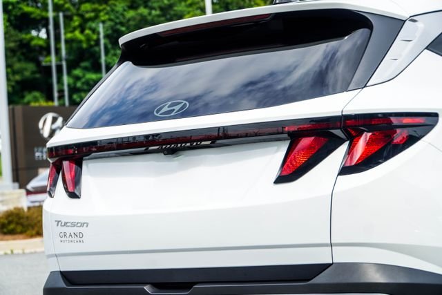 2025 Hyundai Tucson SEL - Photo 13