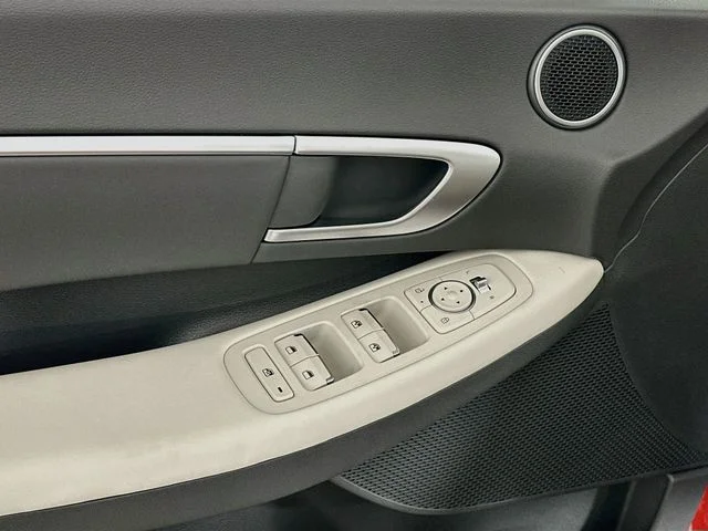 New 2026 Hyundai SONATA HYBRID SEL