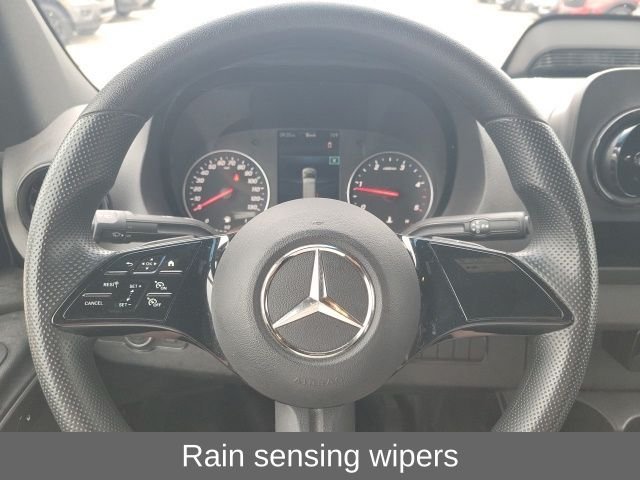 Used 2025 White Mercedes-Benz Cargo 144 WB image 10