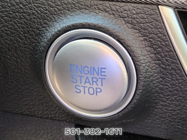 Used 2024 Black Hyundai SEL image 31