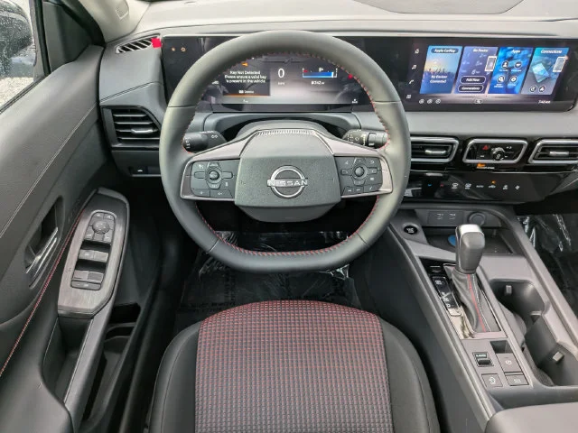 New 2027 Atlantic Gray Metallic / Super Black Two-tone Nissan SR image 10