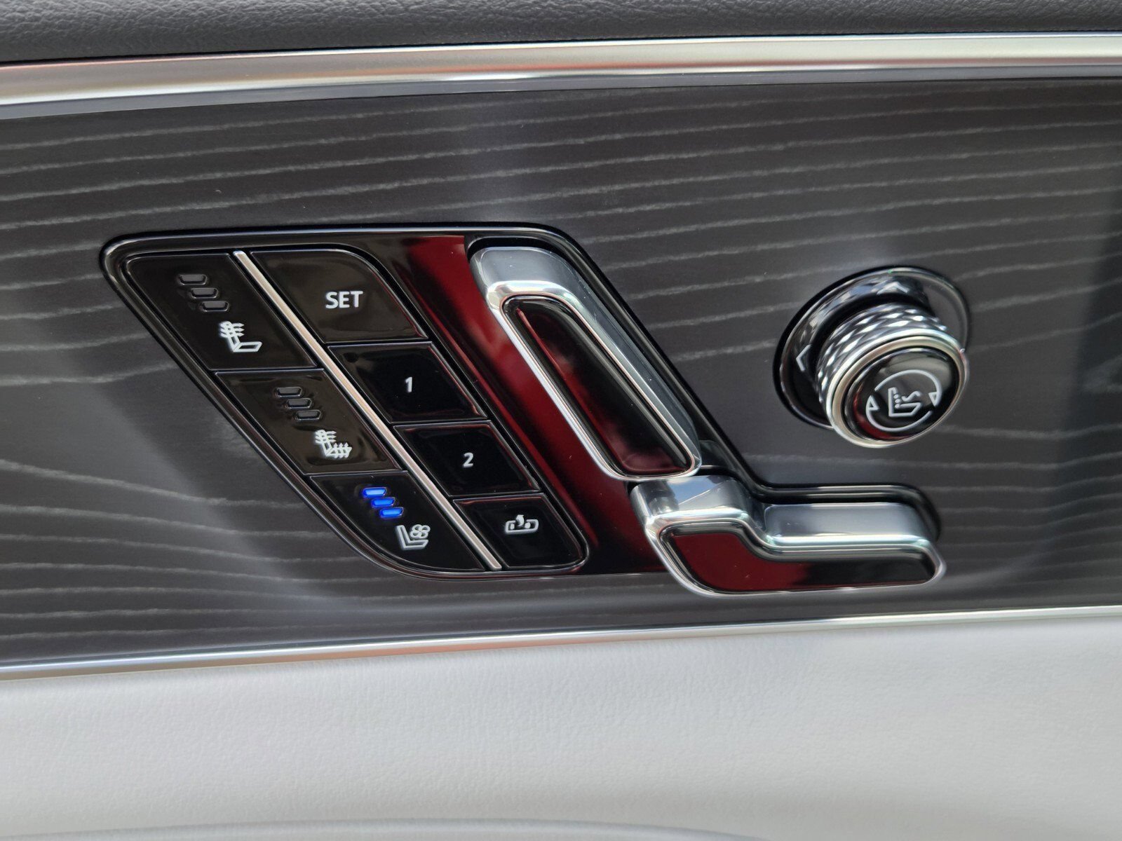 2026 Cadillac LYRIQ Premium Sport - Photo 20
