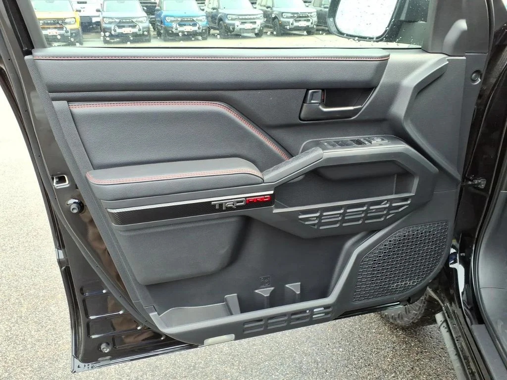 2026 Toyota Tacoma TRD Pro - Photo 15