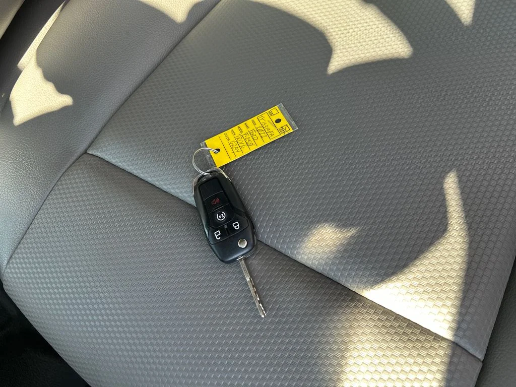 Used 2022 Gray Ford XL image 30
