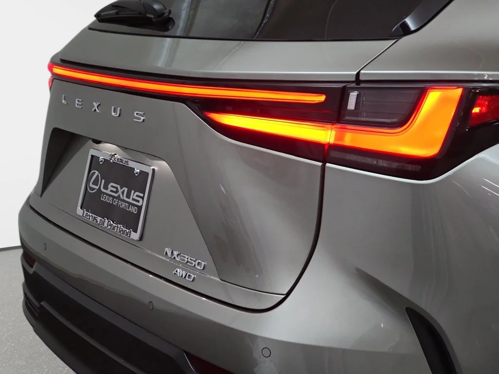 New 2026 Atomic Silver Lexus PREMIUM image 30