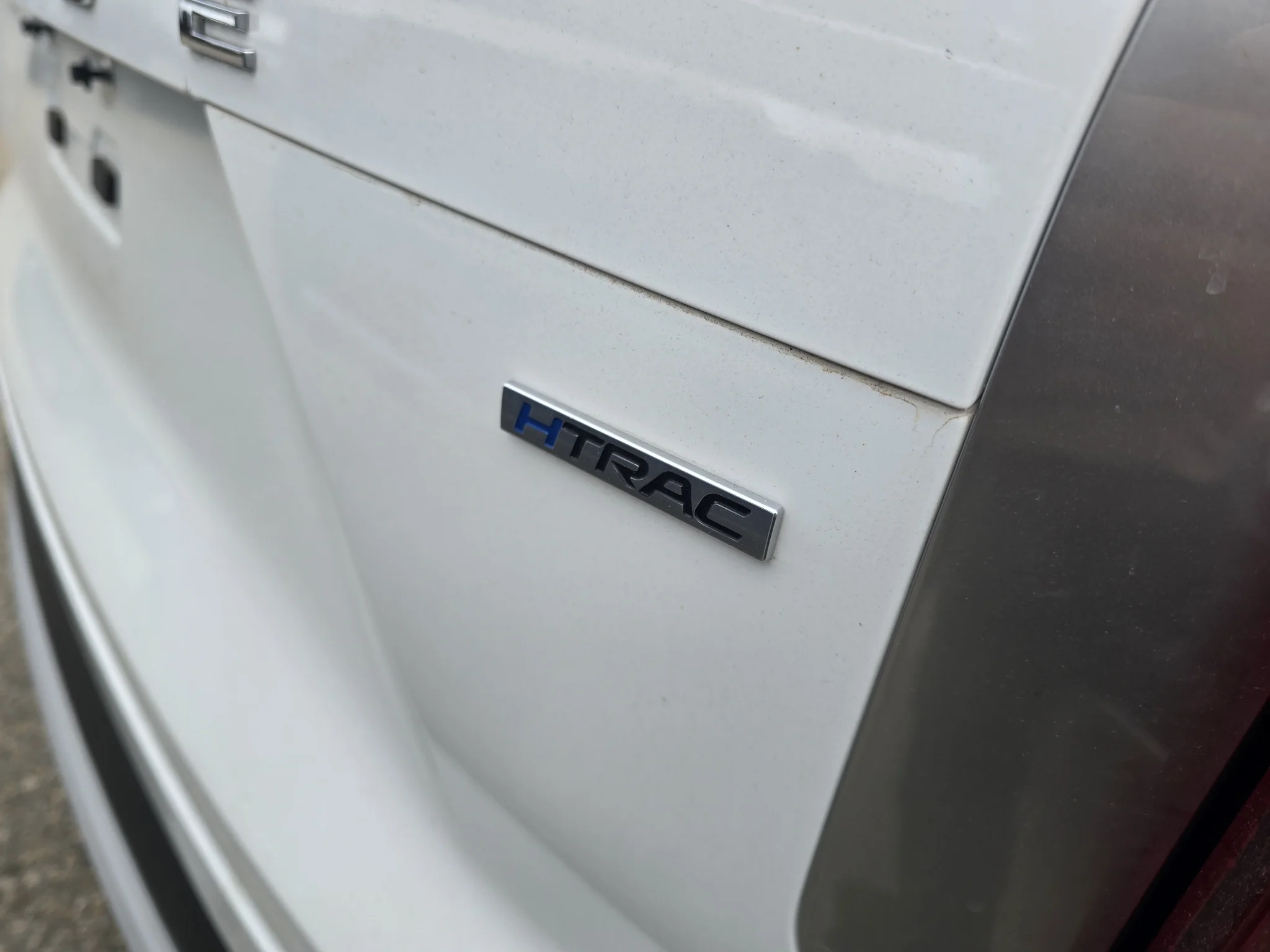 Used 2022 Hyper White Hyundai SEL image 11
