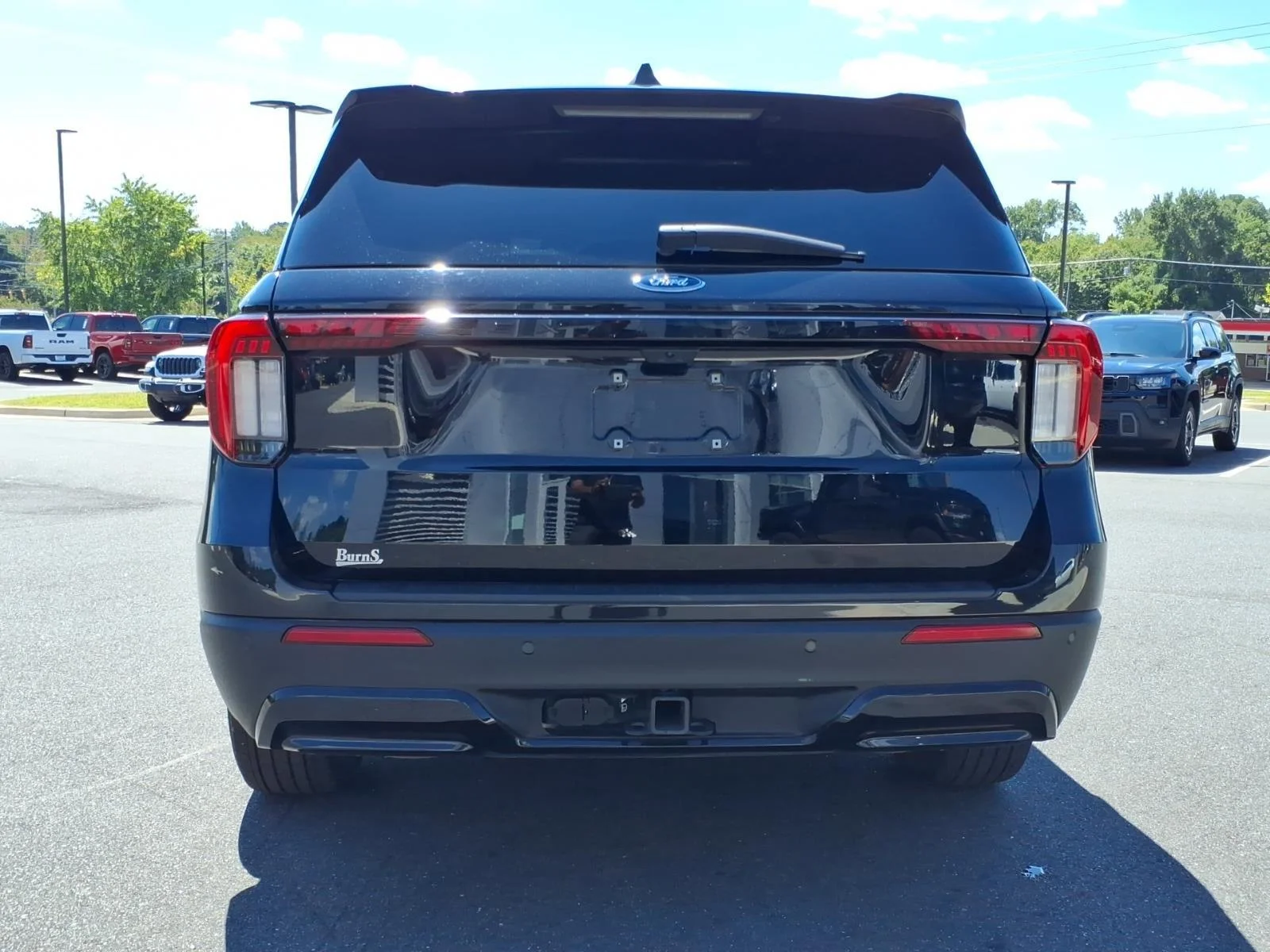 Used 2025 Agate Black Metallic Ford ST-Line image 16