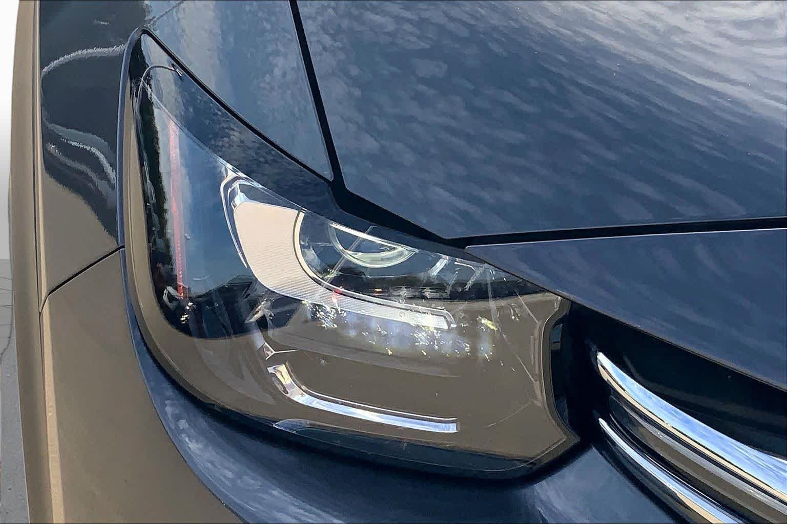 Used 2025 Machine Gray Metallic Mazda Preferred Package image 27