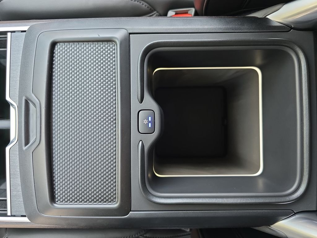New 2026 Constellation Blue Ultra Metallic Gloss Land Rover SE image 13