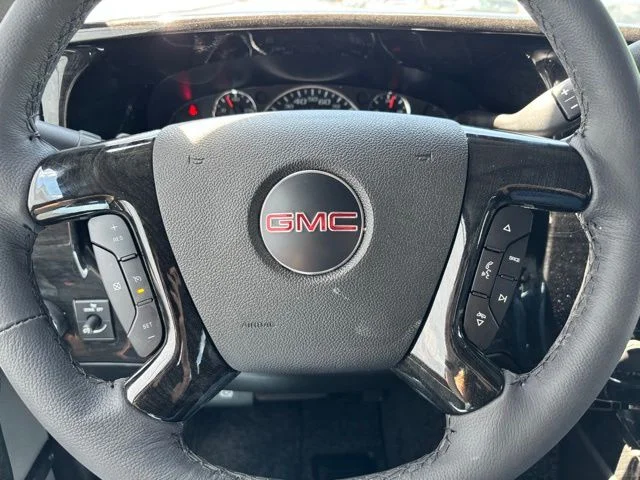 New 2026 Special Exterior Color GMC Explorer Limited SE image 31