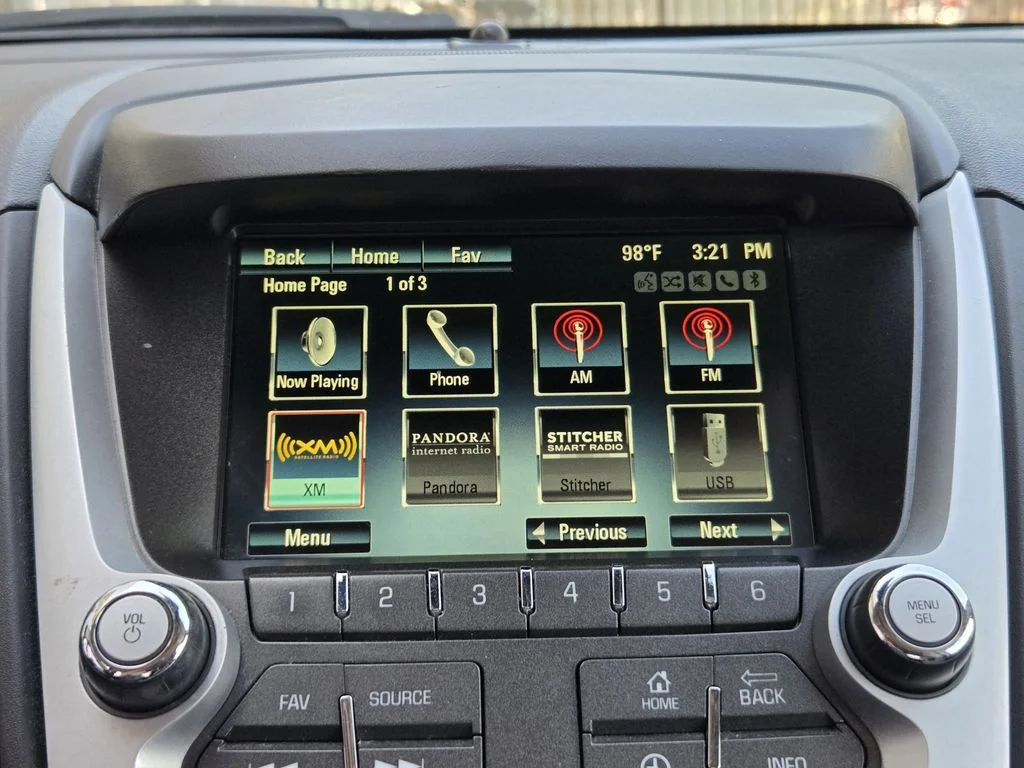 2017 Chevrolet Equinox LT - Photo 11