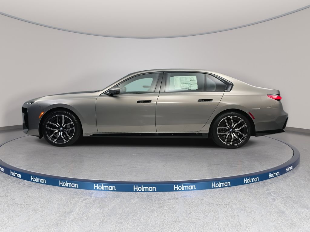 2026 BMW 7 Series 740i - Photo 8