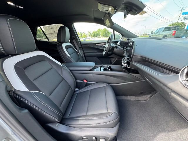 2025 Chevrolet Blazer EV LT - Photo 15