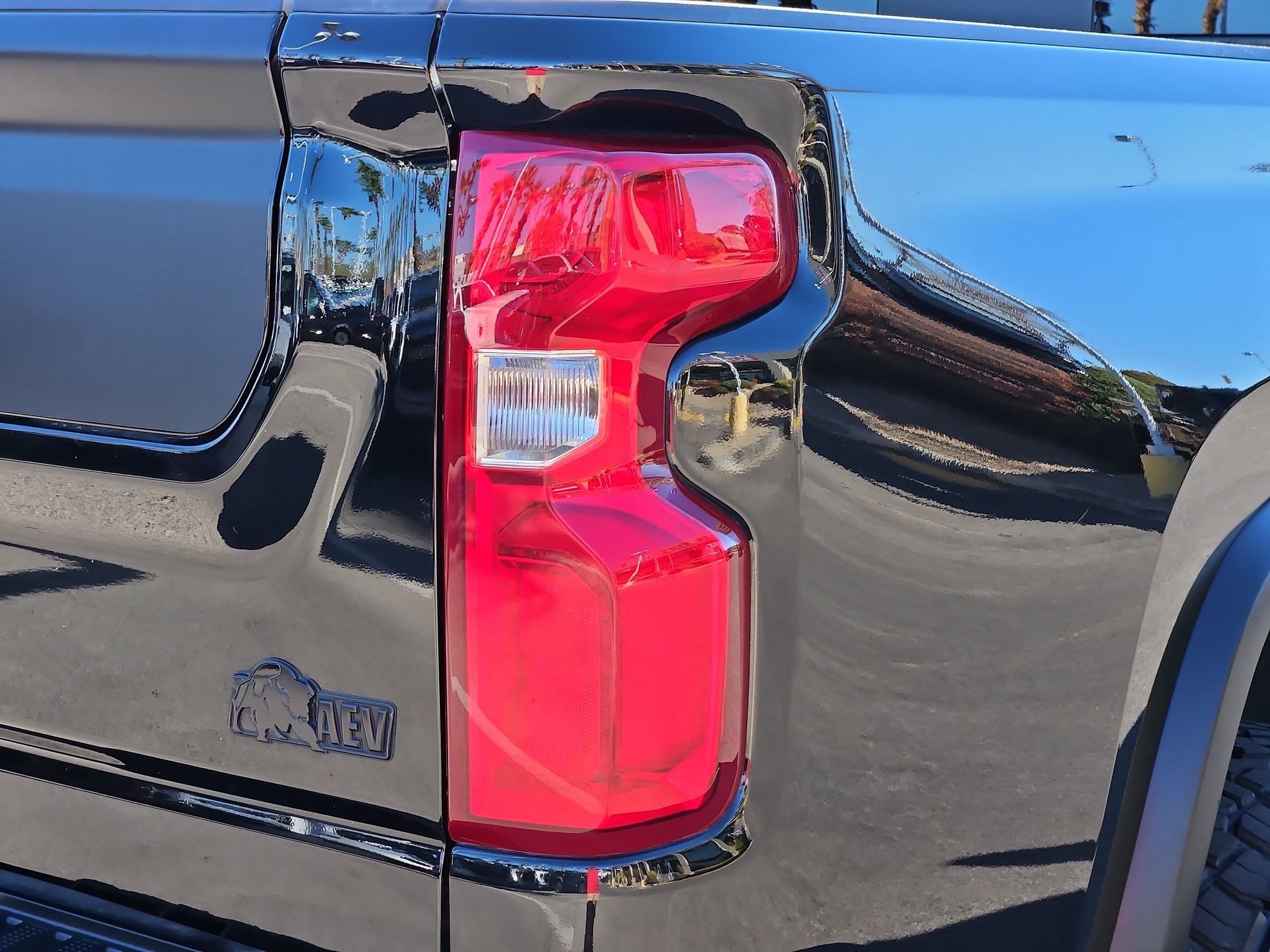 2024 Chevrolet Silverado 2500HD ZR2 - Photo 11