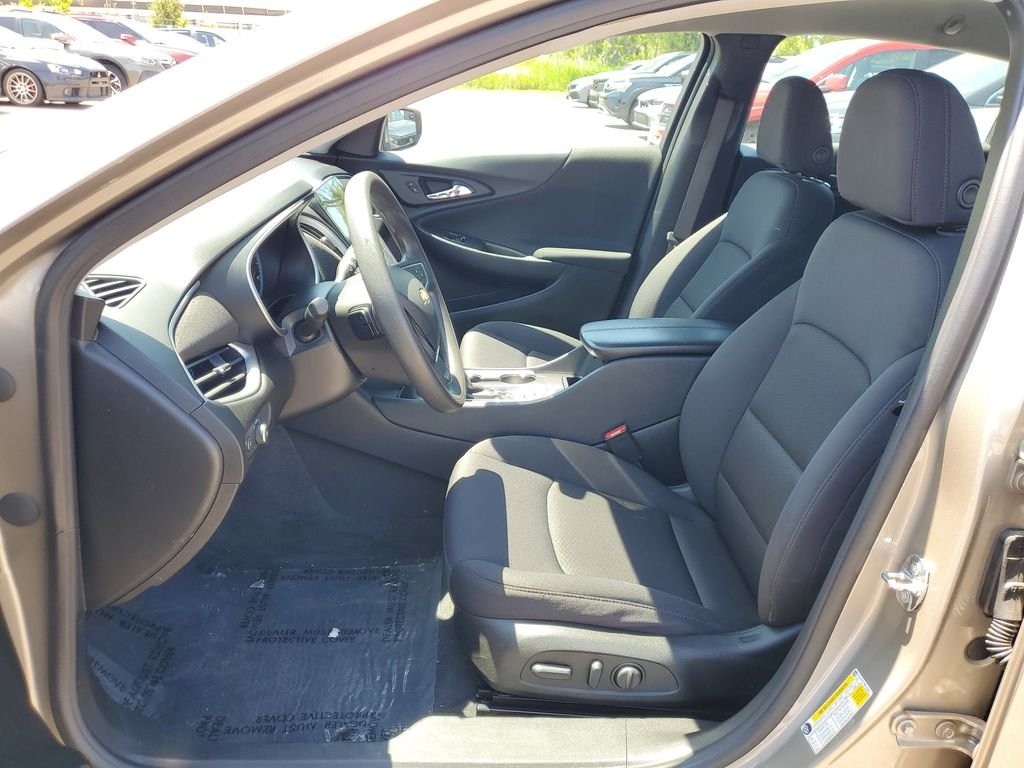 Used 2022 Mineral Gray Metallic Chevrolet LT image 8