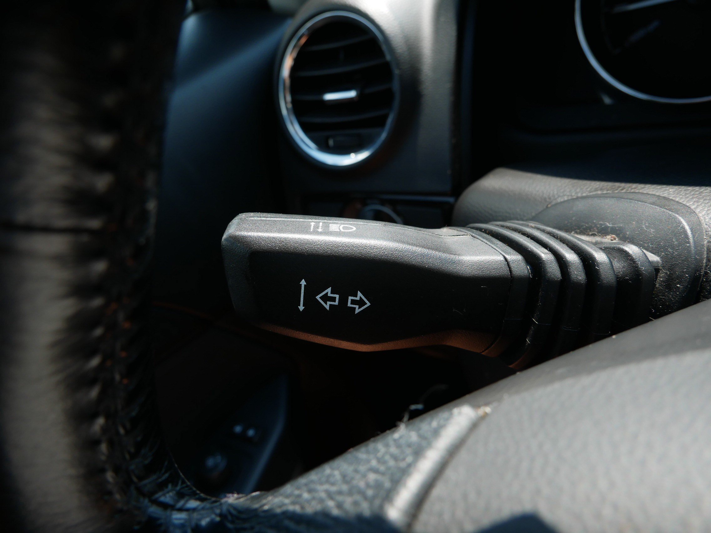 Used 2013 Cyber Gray Metallic Chevrolet LS image 28