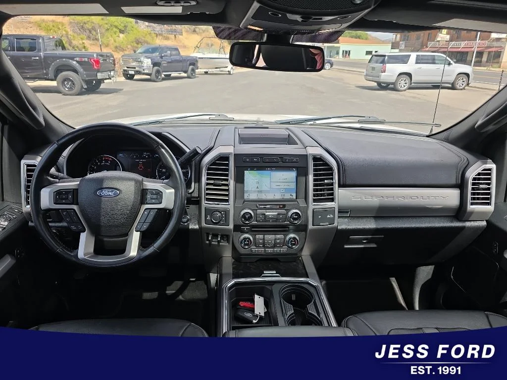 Used 2018 White Ford Platinum image 14