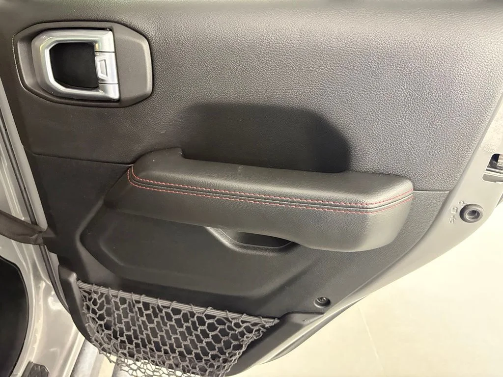 Used 2021 Gray Jeep Rubicon image 39