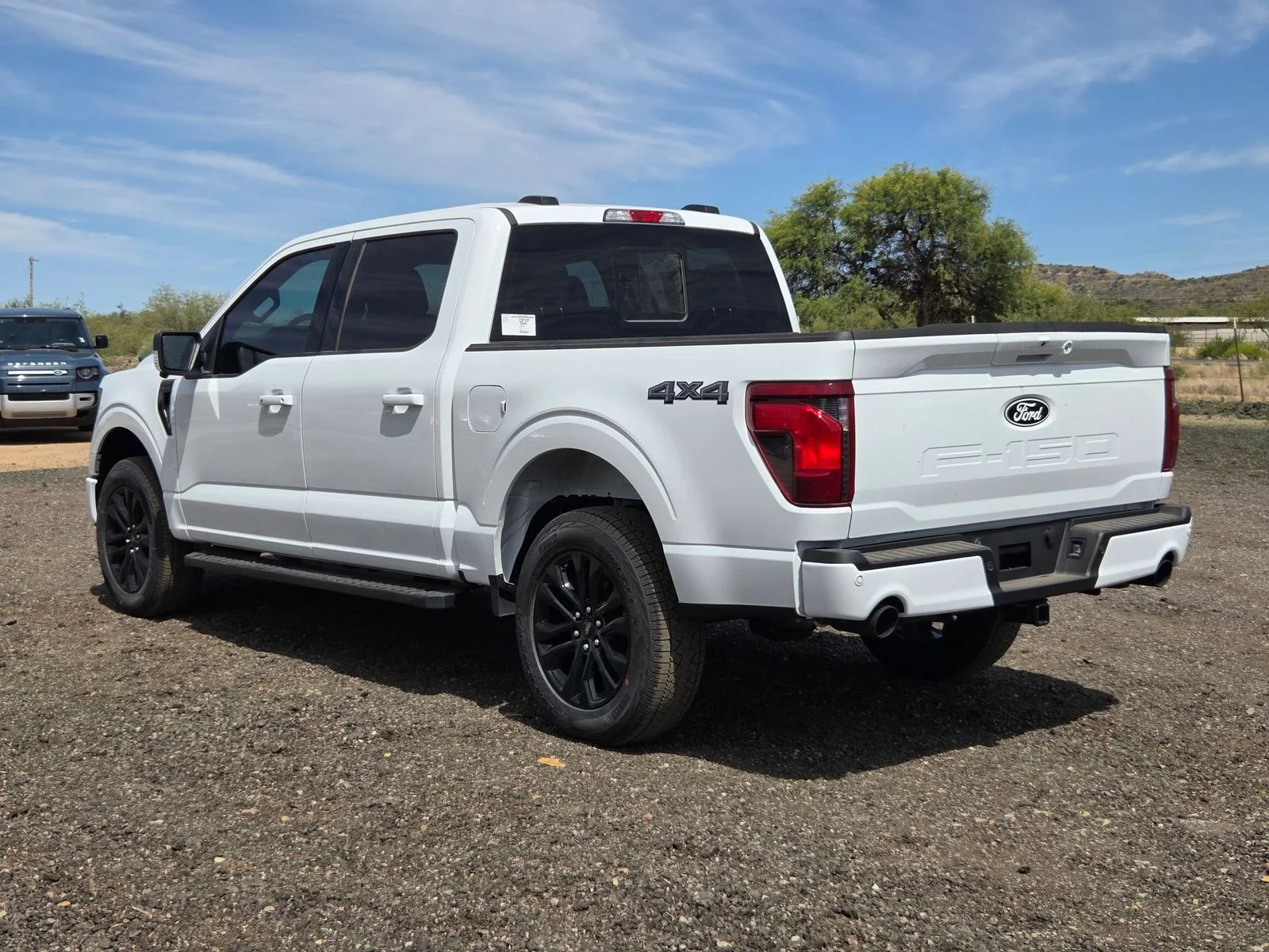 New 2026 Oxford White Ford XLT image 8
