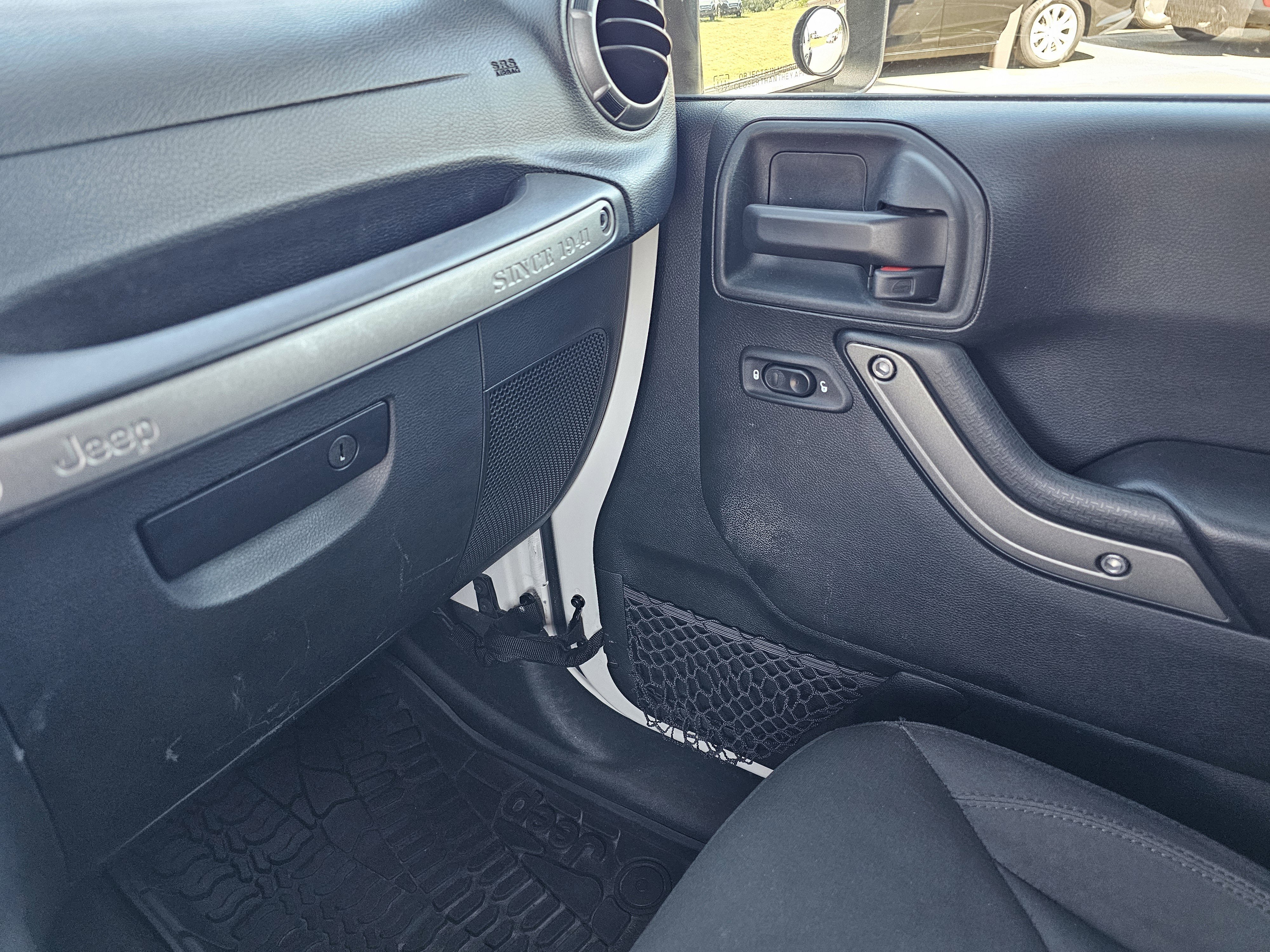 2018 Jeep Wrangler JK Unlimited Sport S - Photo 24