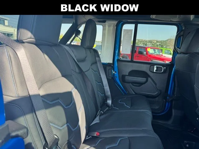 2025 Jeep Wrangler 4-Door Willys - Photo 23