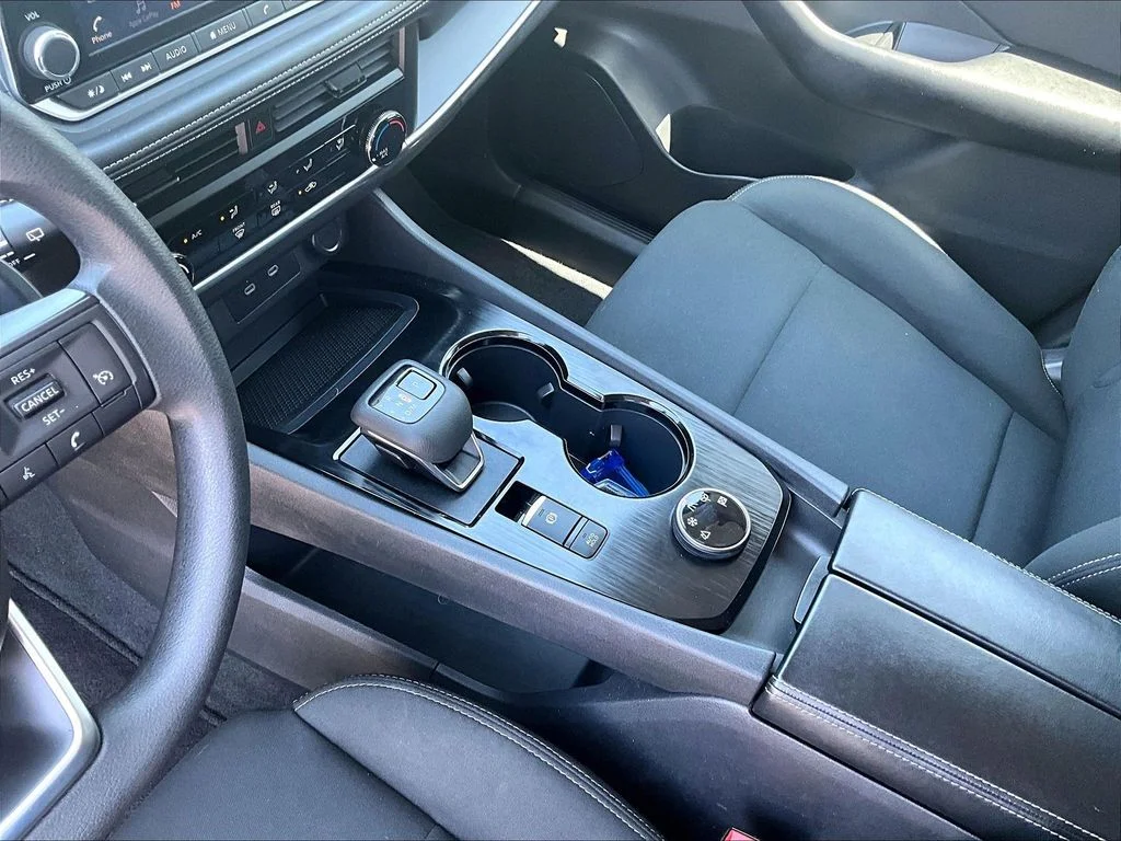 Certified Used 2024 Silver Nissan S image 20