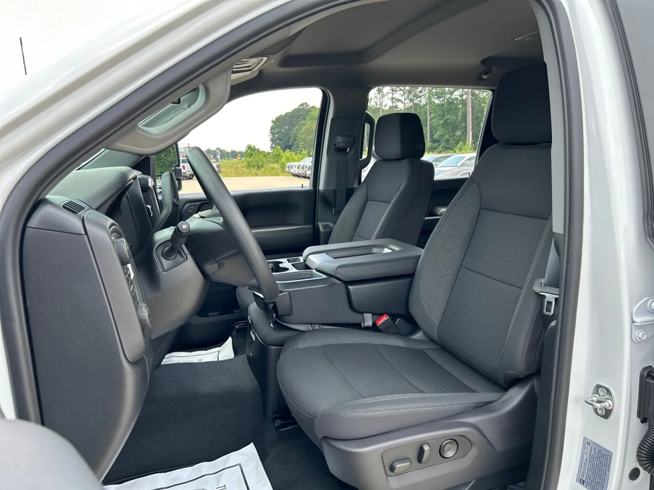 2026 Chevrolet Silverado 2500 HD Custom - Photo 16