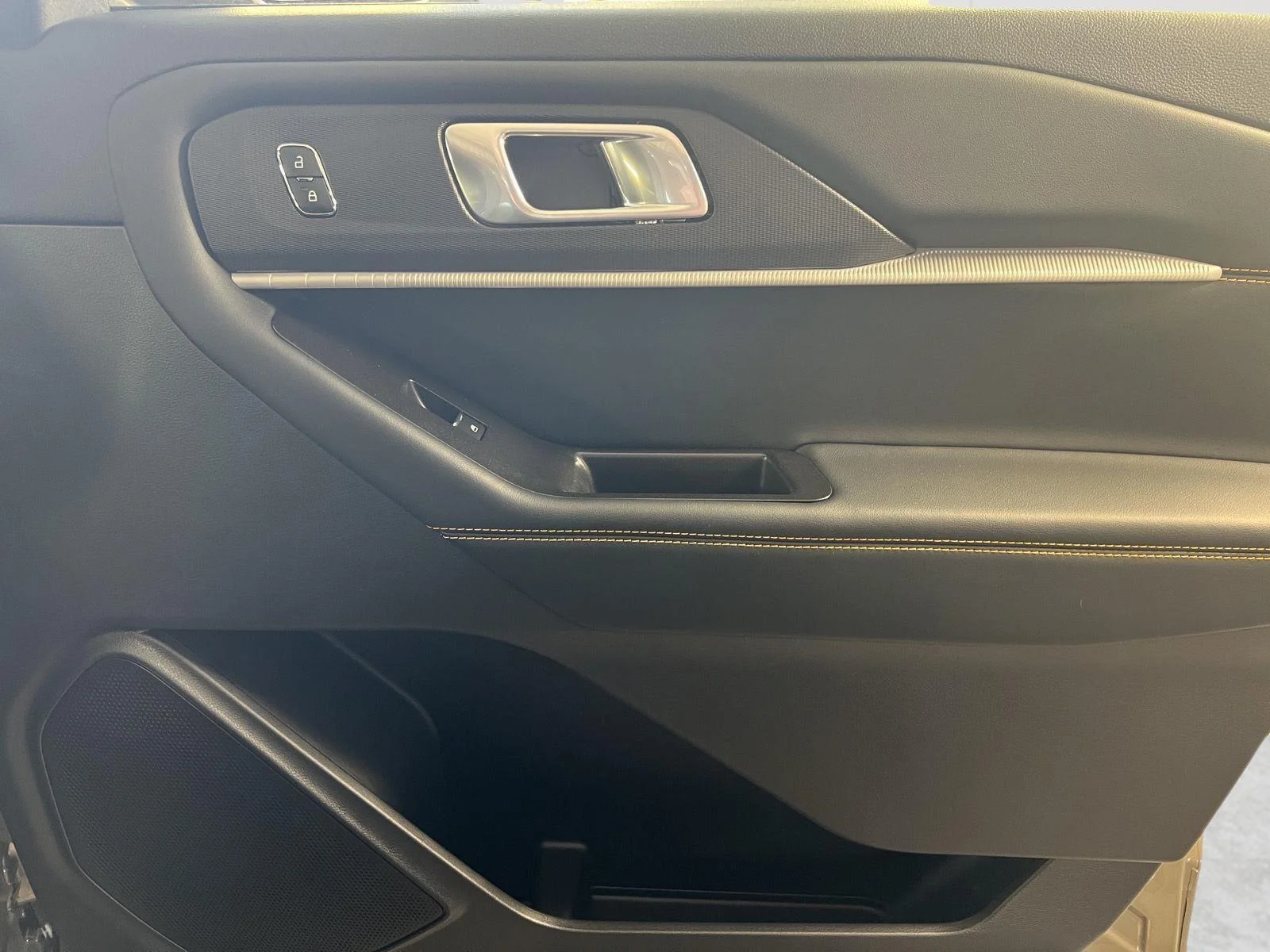 Used 2026 Marsh Gray Ford Tremor image 18