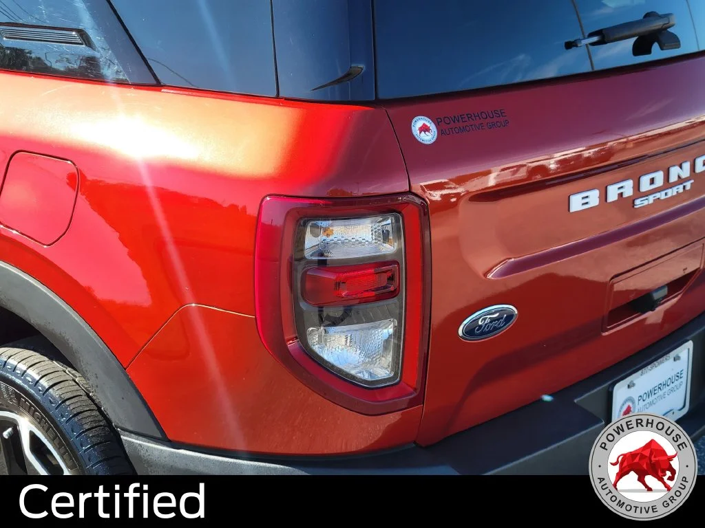 Used 2022 Red Ford Outer Banks image 13