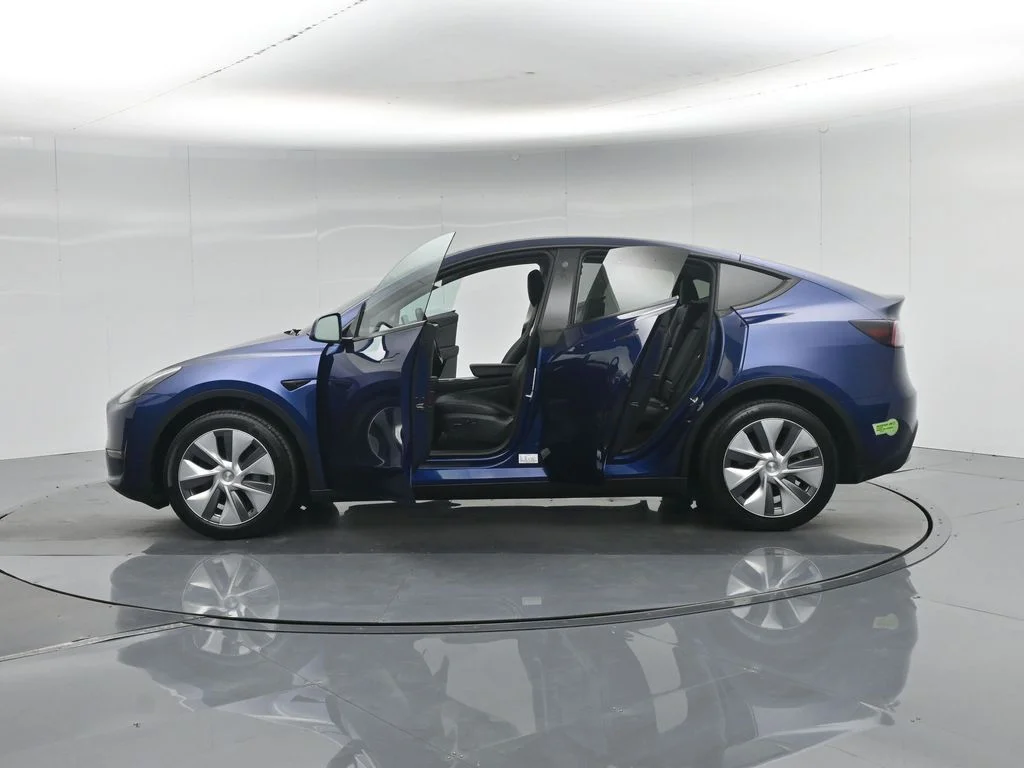Used 2023 Blue Tesla Long Range image 30
