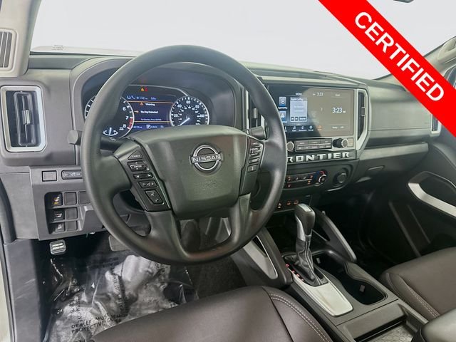 2025 Nissan Frontier SV - Photo 11