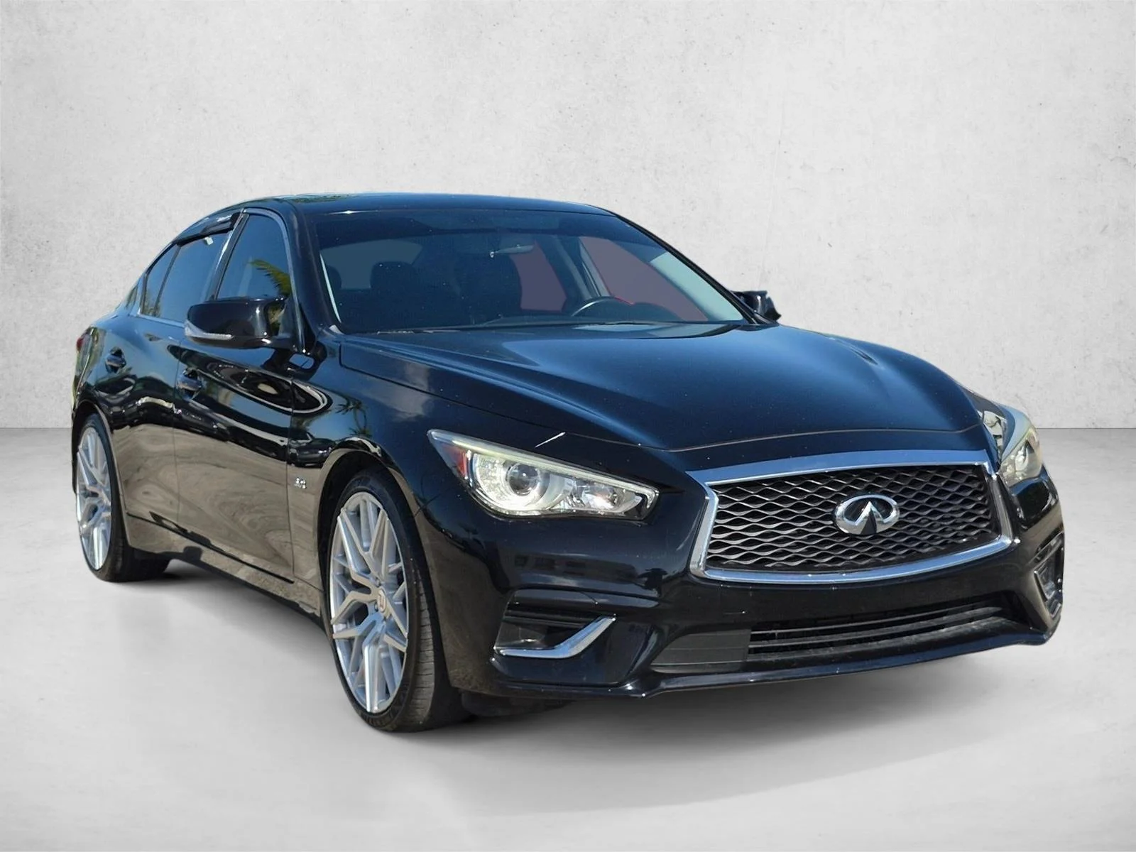 Used 2020 Black Obsidian INFINITI 3.0t LUXE image 3